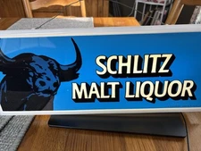Vintage 1977 Schlitz Malt Liquor Bull Fluorescent Lighted Sign Works