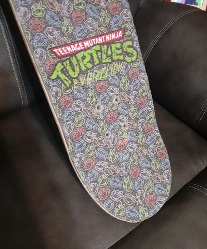 Mazzo di skateboard Teenage Mutant Ninja Turtles TMNT x Santa Cruz Everslick 8" - Foto 8 di 9