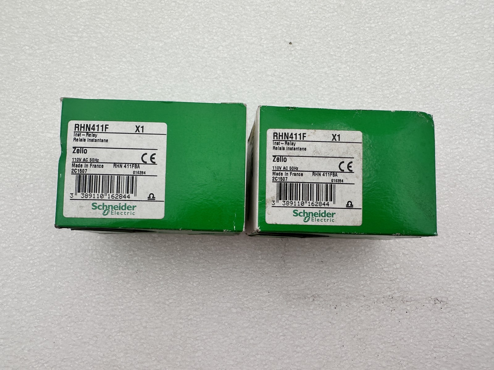 Relais Zelio Schneider RHN411F pour rénovation de commande 110V - 4