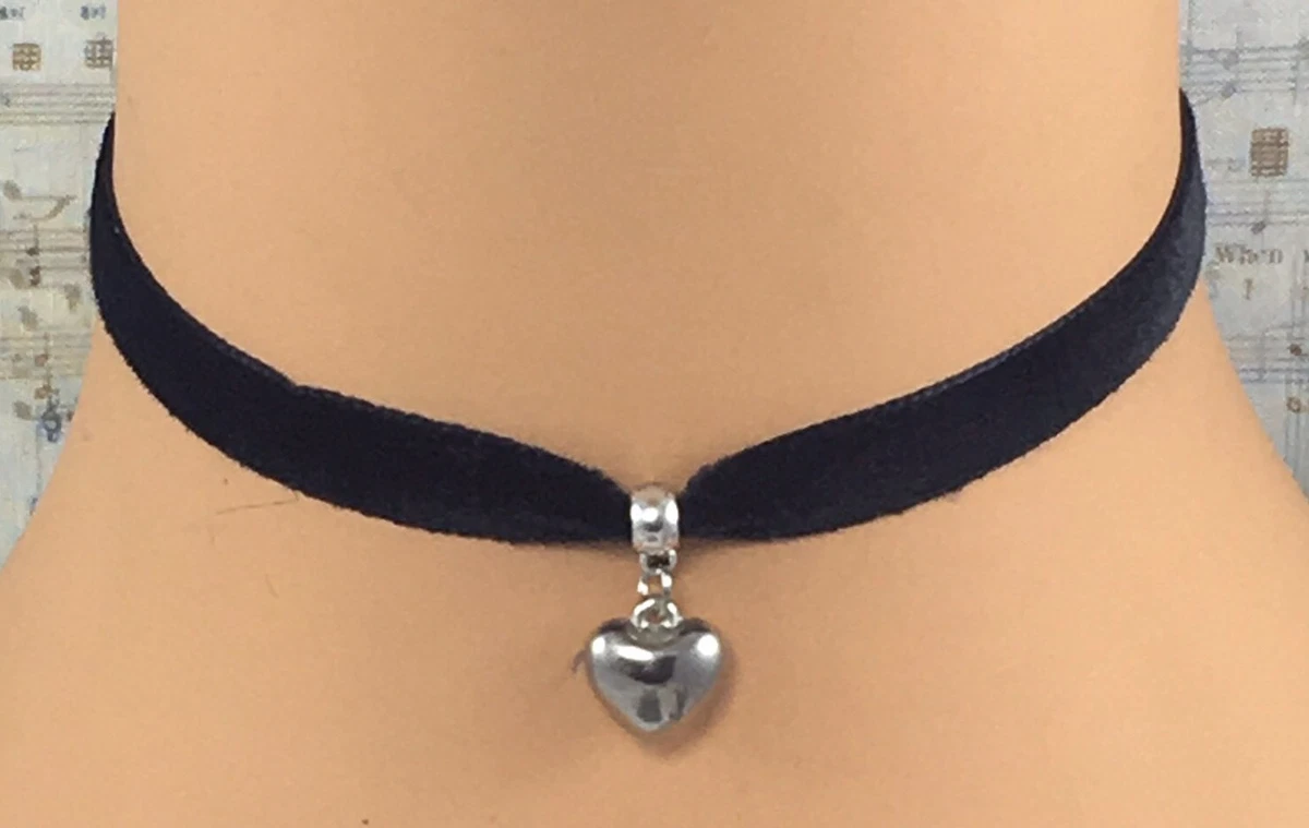 Black choker best sale with silver