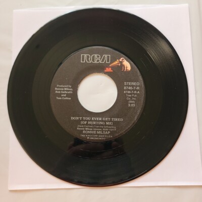Ronnie Milsap ~ Don't You Ever Get Tired/ I Never Expected To See 45 RPM Record