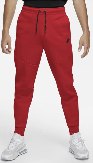 university red nike tech