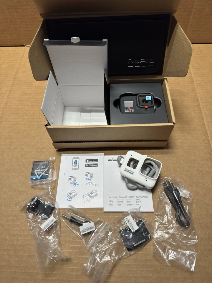 GoPro Hero 8 Black 4K UHD Action Camera Bundle NOS - Image 2 of 4