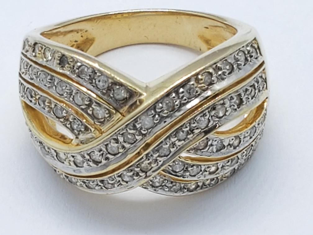 14K Solid Yellow Gold Diamond Crossover Cluster R… - image 1