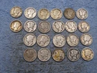 22 SILVER MERCURY DIMES WITH DATES AND PROBLEMS lot 5