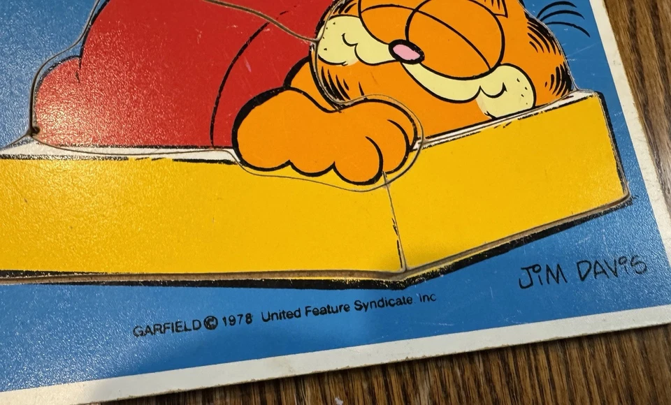 Playskool Garfield Wood Frame Puzzle Nap Time 250-3 Jim Davis 7 Pieces 1978 - Image 2 of 3