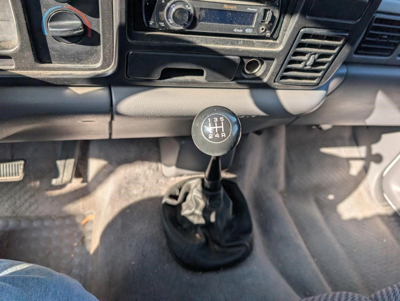 Wheel 16x6-1/2 Steel Lug 8 Slot Painted Fits 98-03 DODGE 1500 VAN 633369 thumbnail 20