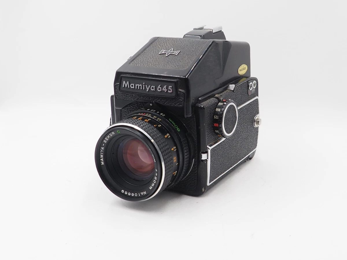 Mamiya M645 Super + Sekor C 55mm F/2.8 Moyen Format Argentique Noir