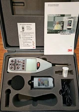3M Quest Technologies SoundPro SE/DL Sound Level Meter w/ AC-300 Calibrator
