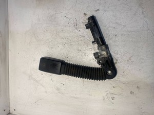 BMW 3 E46 2003 Gurtschloss vorne 8257787 NAJ13002