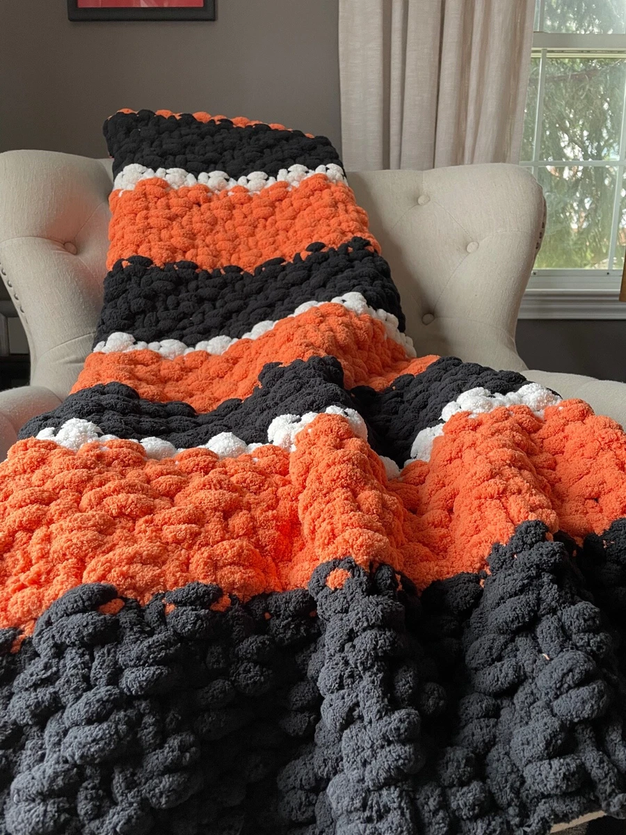 Black Blanket  Chunky Knit Blanket – Hands On For Homemade