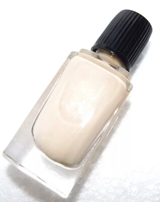 Guerlain La Lacque Couleur Nail Polish No. 00