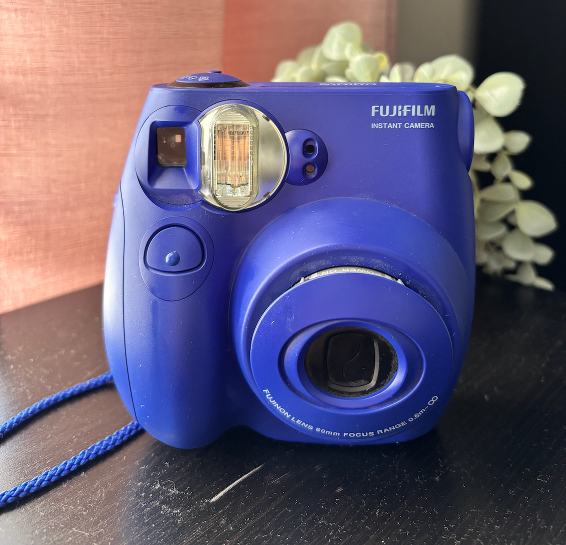 Fujifilm Instax Mini 7S Instant Camera in Navy Blue - Capture Memories Instantly