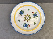 Ancienne assiette porcelaine style Moustier peint a la main collection 