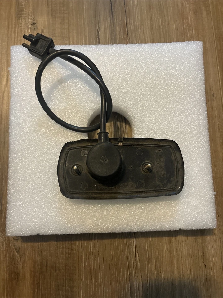Base de marcador lateral trasero OEM para w108 109 w111 w113 w114 115 w123 110826040 Foto 2 de 2