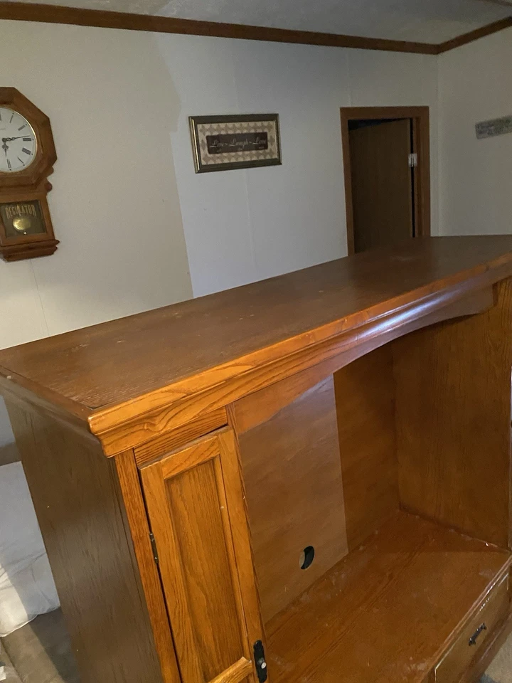 实木橡木娱乐中心 — 第 2/3 张图片