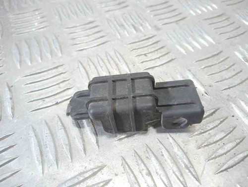 VW PASSAT Variant B5 3B6 Kühlerhalter 8D0260427 1.80 Petrol 2001 31336023