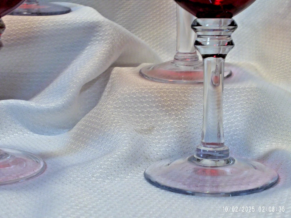 Juego de 6 vasos de cristal todo uso rojo rubí Foto 3 de 4