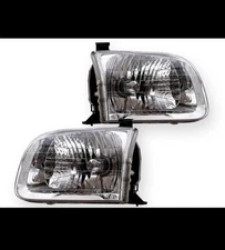 00-04 Toyota Tundra Right & Left Headlight Pair TYC 20-5768-00 & 20-5767-00