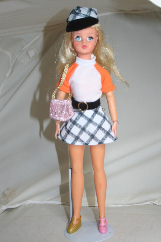 VINTAGE 1970S SUSI ESTRELA DOLL TAMMY IDEAL SINDY UK FRIEND FROM BRAZIL BLOND