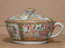 19th-century Chinese Canton Rose Medallion lidded  pot or covered bowl.