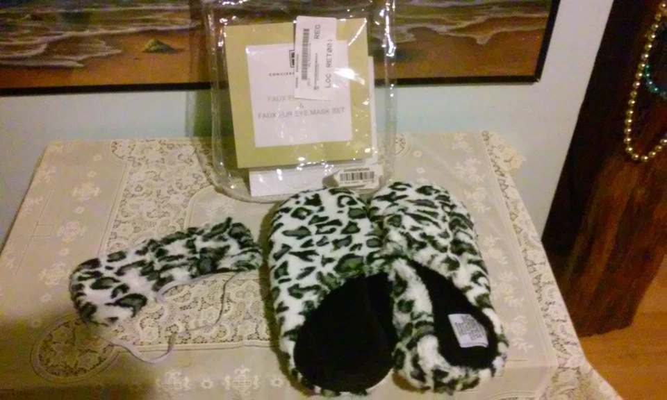 Concierge Collection Throw & Bootie Set AND Slipper & Eye Mask Set - Pick Color - Image 4 of 4