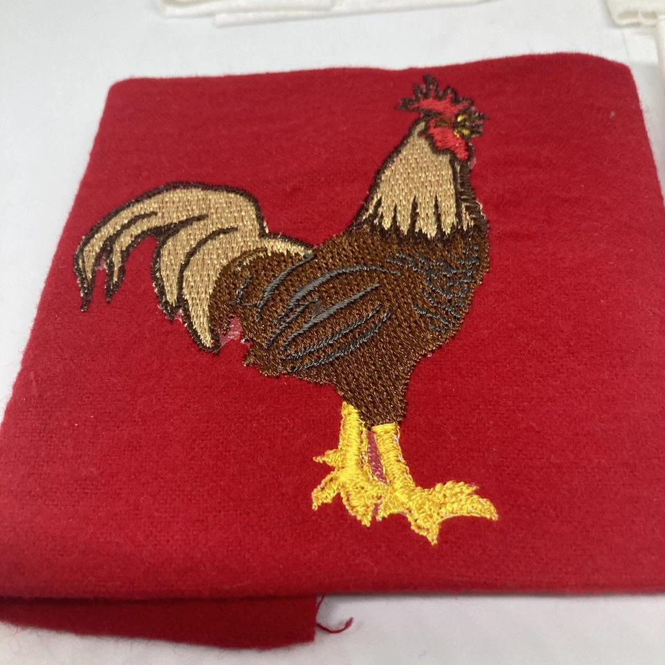 4 Paneles de Tela de Pollo Gallo, Imagen 3.5" Alto, 3" Ancho, Paneles 8x8" Foto 2 de 4