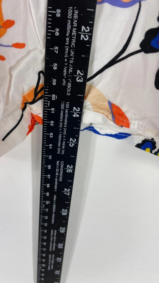 Forever 21 Mens Button Down Hawaiian Shirt Short Sleeve Floral Size Medium - Image 2 of 4