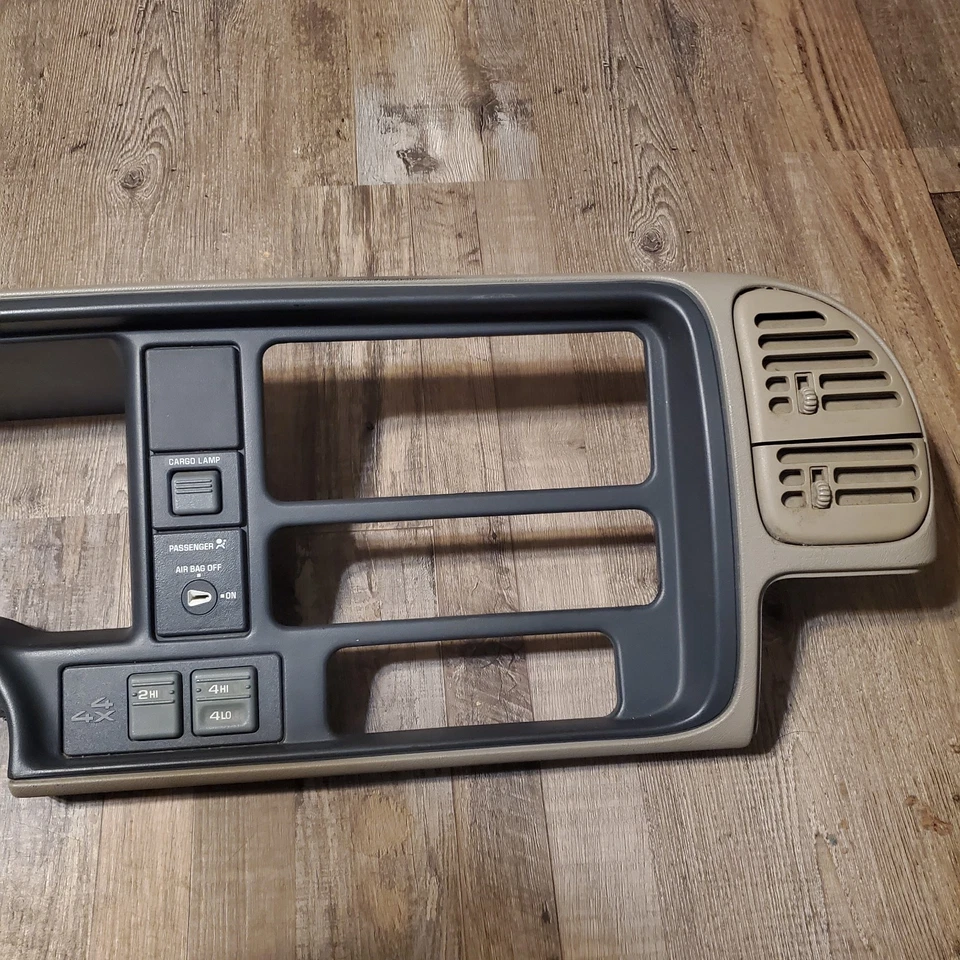 95-99 CHEVY GMC SILVERADO C/K безель приборной панели приборная панель датчик Speedo желтовато-коричневый - Изображение 2 из 4