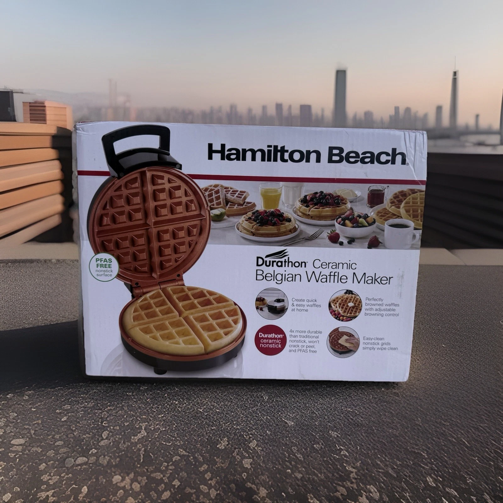 Hamilton Beach Durathon Ceramic Belgian Waffle Maker 26081 7in Non-Stick