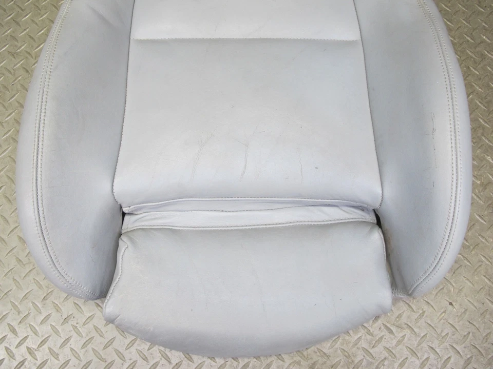 BMW E46 M3 2001-2006 CONVERTIBLE ASIENTO DELANTERO DERECHO CUERO COJÍN INFERIOR GRIS Foto 4 de 4
