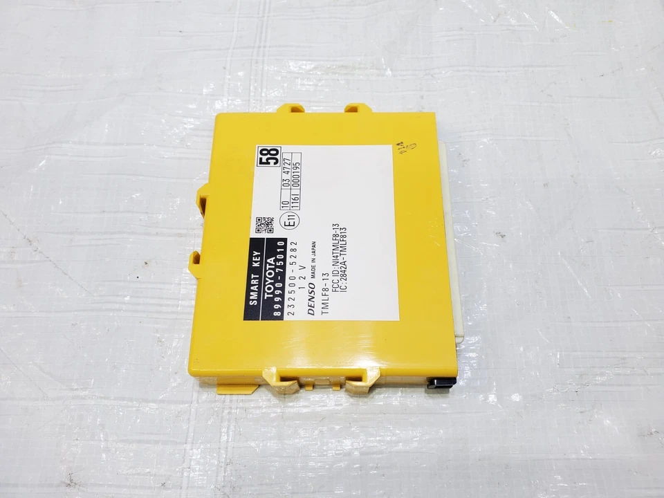 Módulo informático llave inteligente Lexus HS250H 2010-2011 OEM 89990-75010 Foto 3 de 4