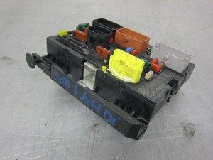 Peugeot Citroen Under Bonnet Fuse Box Bsm R05 9664706280 ... citroen c4 under bonnet fuse box 