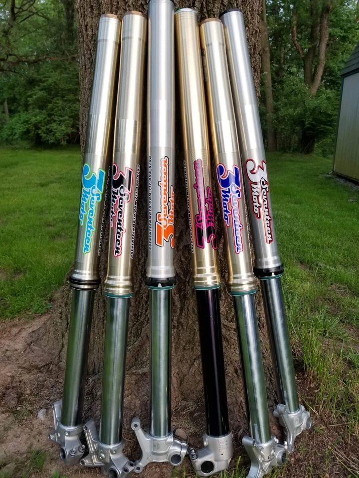 SERVICIO DE RECONSTRUCCIÓN DE HORQUILLA KTM HUSQVARNA GASGAS NUEVO OEM SELLOS BUJES ACEITE Foto 2 de 4