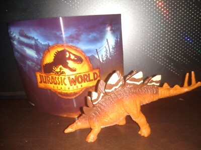 Jurassic World Dominion (2022) Mini Figure Mattel Stegosaurus Atrociraptor