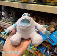 Authentic Hong Kong Disney Magnetic Shoulder Pal Plush disneyland-Marshmallow