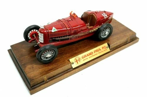 Auto di modellismo statico scala 1:25 per Alfa Romeo