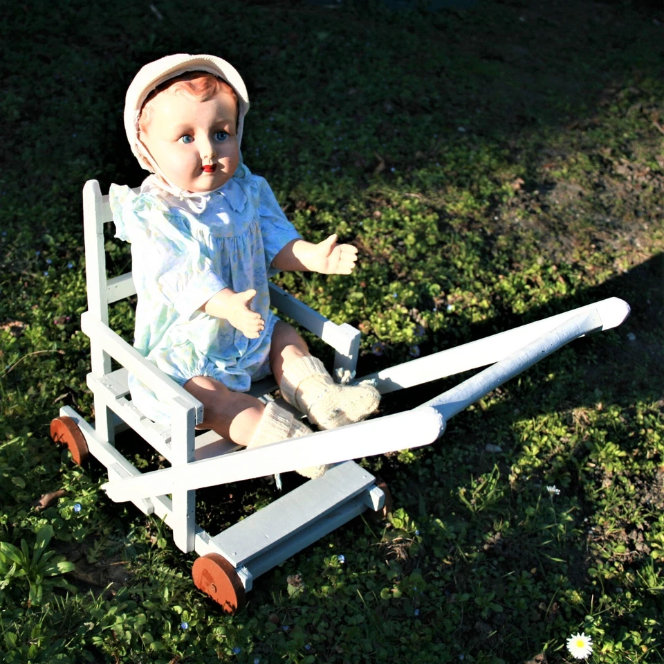 Petite poussette  ancienne bois  pour grande  poupée - Photo 2/3