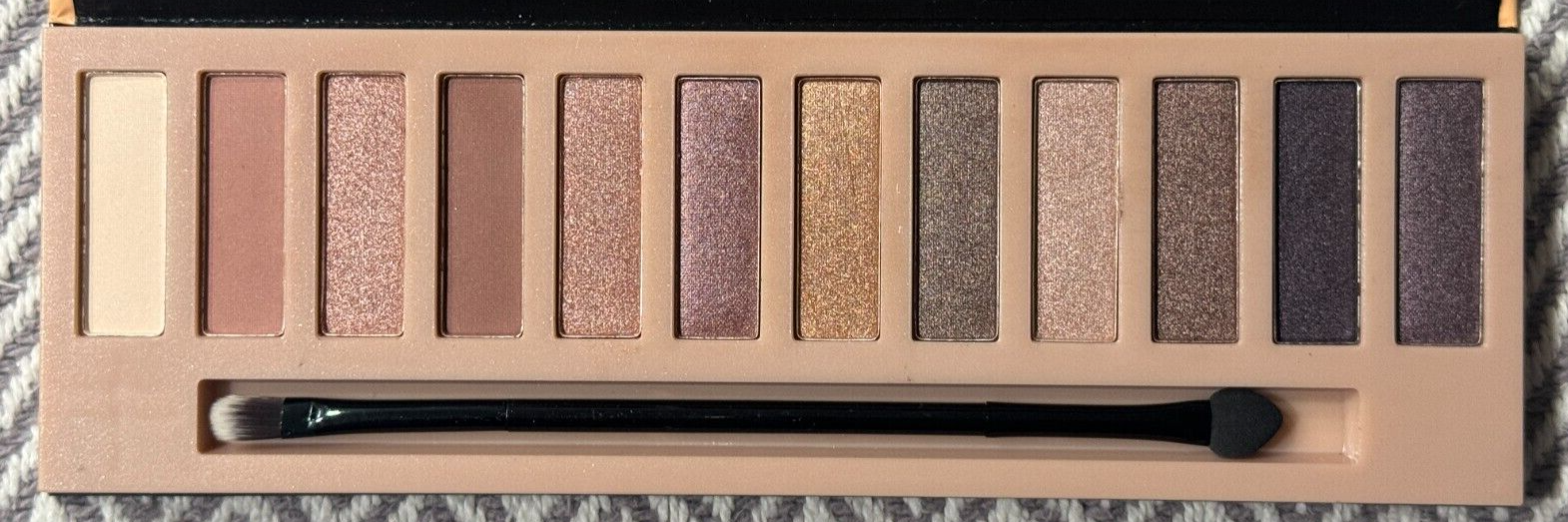 Eyeshadow palette 12-pan L.A. Girl Nudes Beauty Brick - Authentic-image