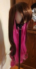 Nueva Peluca Larga Ondulada Marrón y Rosa Suave con Flequillo - Suave y Vibrante y Calidad
