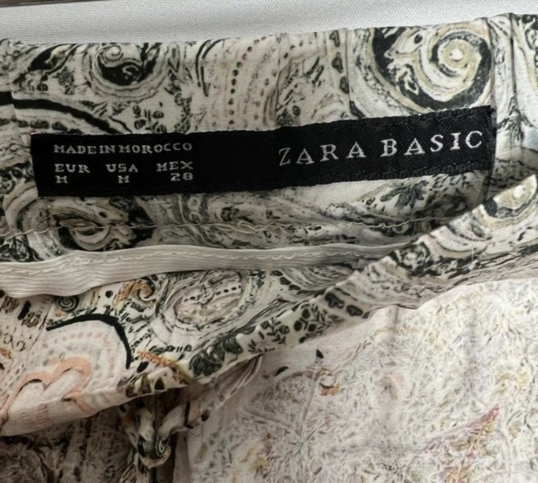 Zara Basic Paisley Printed Shorts - image 6