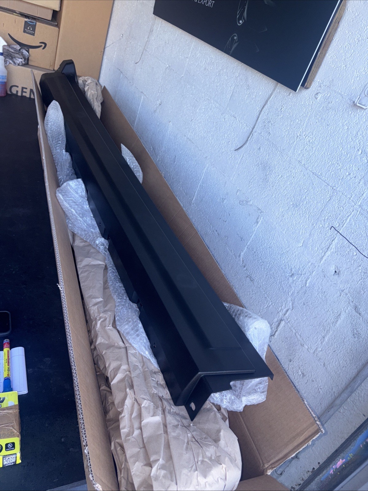 Maserati Levante 2017-20 RH Passenger Side Skirt Trim Moulding 670065826 #3240-N