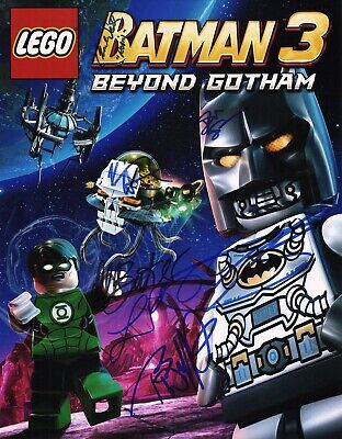 ~~ LEGO BATMAN 3 Cast(x11) Authentic Hand-Signed TROY BAKER 11x17 photo ~~