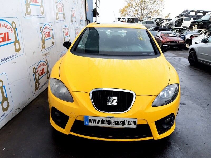 Tappetini per Seat Leon III dal 2012-2019 su Misura, Antiscivolo, battitacco gomma rinforzato e bottoni di ancoraggio