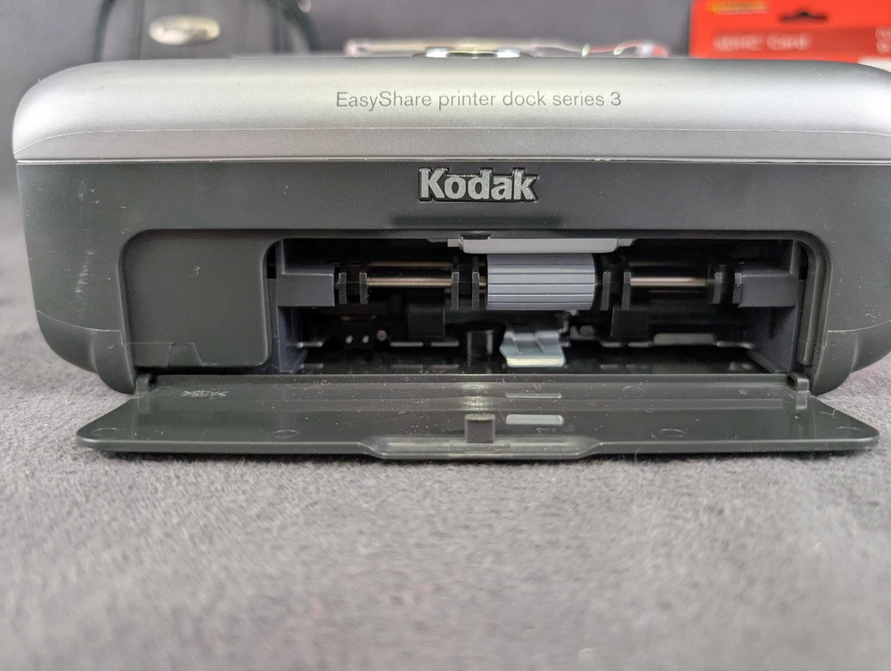 Kodak EasyShare Digital Photo Printer Dock Series 3 w/Camera Untested Huge Lot
