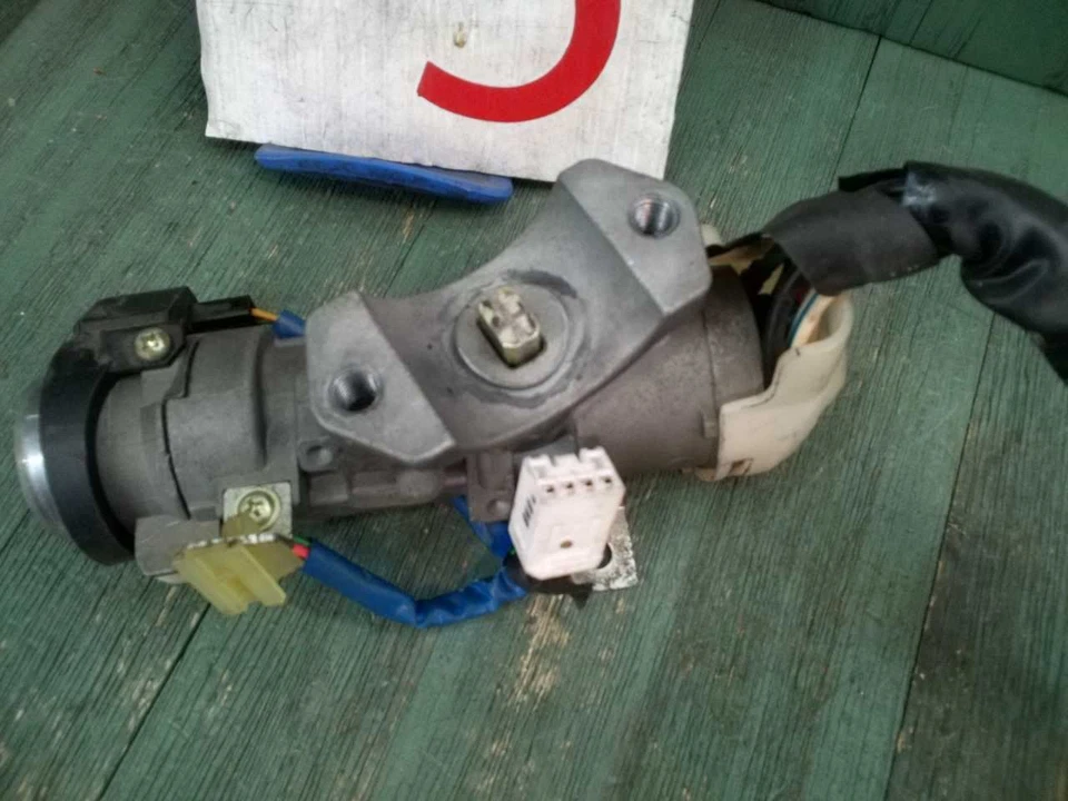 2007-2010 HYUNDAI ELANTRA ПЕРЕКЛЮЧАТЕЛЬ ЗАЖИГАНИЯ ЦИЛИНДР В СБОРЕ ПЕРЕКЛЮЧАТЕЛЬ W КЛЮЧ OEM - Изображение 3 из 4