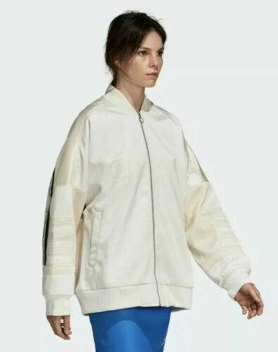 【adidas】 21AW FUR JACKET CHALK WHITE★ adidas】 21AW FUR JACKET CHALK WHITE☆