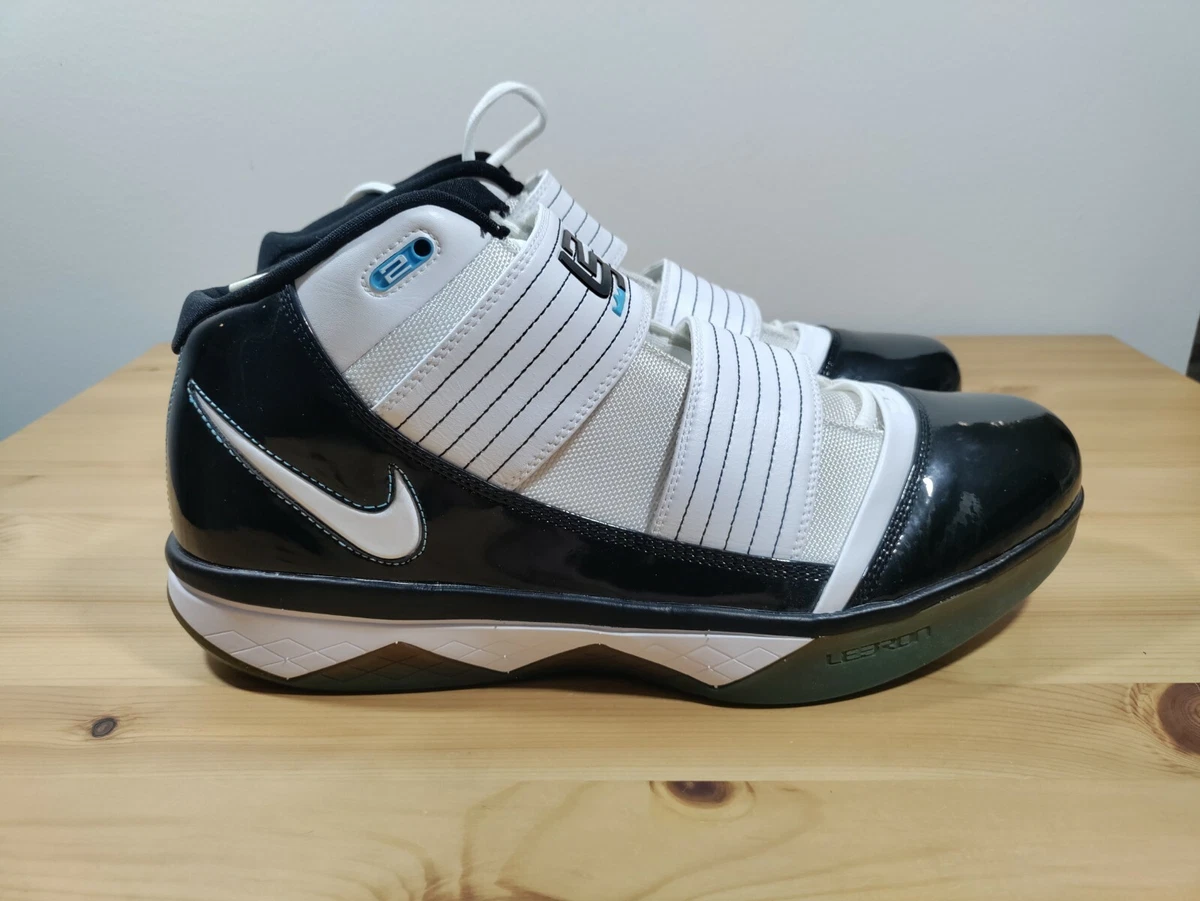 Lebron james shoes cheap soldier 3