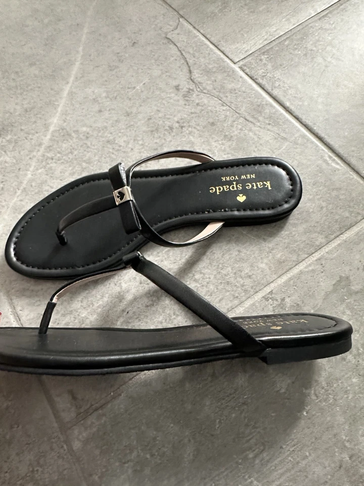 Sandalia de cuero Kate Spade en negro talla 7,5 Foto 4 de 4