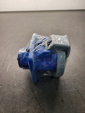 Hubbell HBL460R9W-NS Plug.